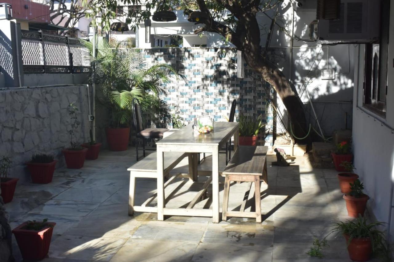 The Peach Tree Rooms Mount Abu Exterior foto
